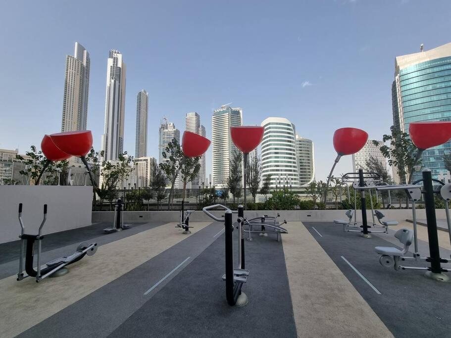 Urban Getaway Dubai Downtown Apartment Exterior photo